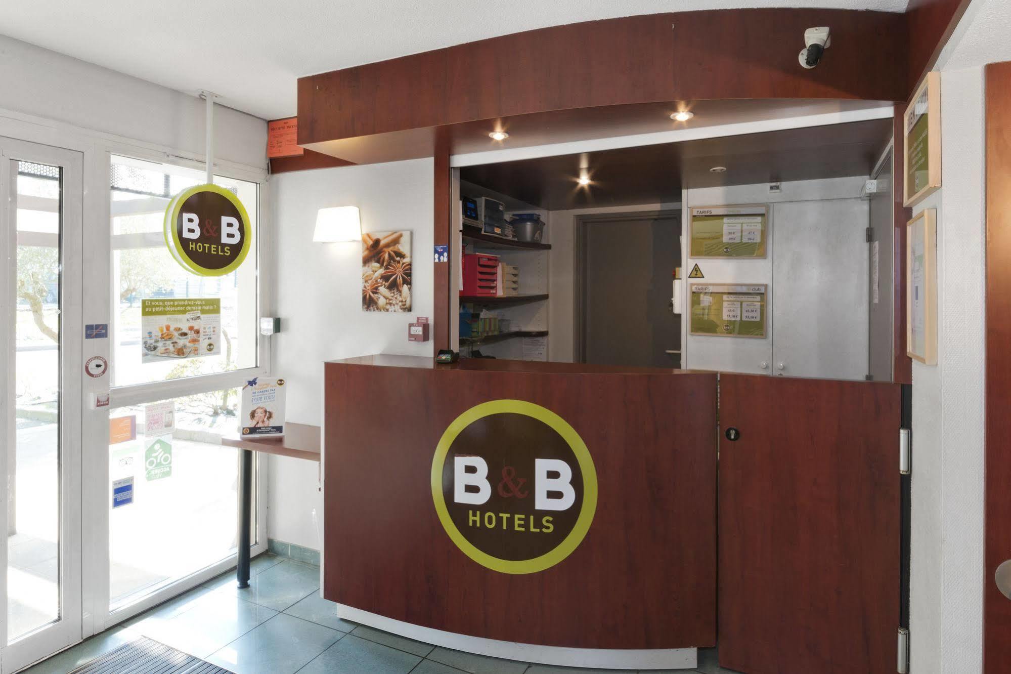 B&B Hôtel Laval Changé Exterior foto